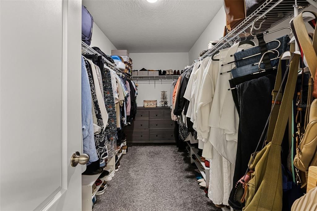 Active With Contract: $569,999 (5 beds, 3 baths, 3247 Square Feet)