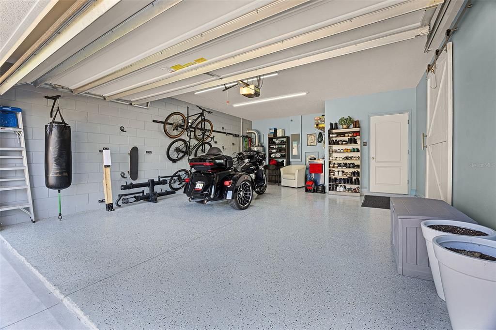 Active With Contract: $569,999 (5 beds, 3 baths, 3247 Square Feet)