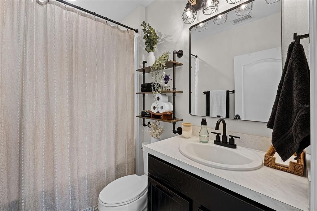 Active With Contract: $569,999 (5 beds, 3 baths, 3247 Square Feet)