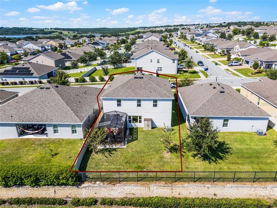 Active With Contract: $569,999 (5 beds, 3 baths, 3247 Square Feet)