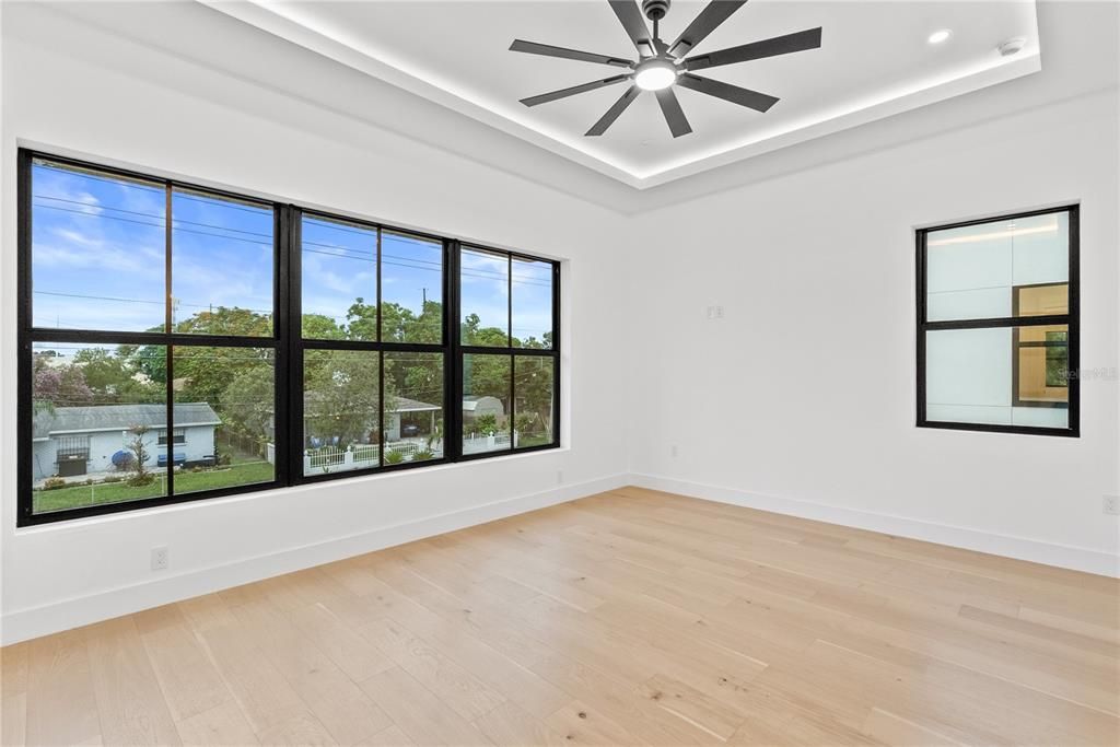 Activo con contrato: $1,685,000 (5 camas, 5 baños, 3420 Pies cuadrados)