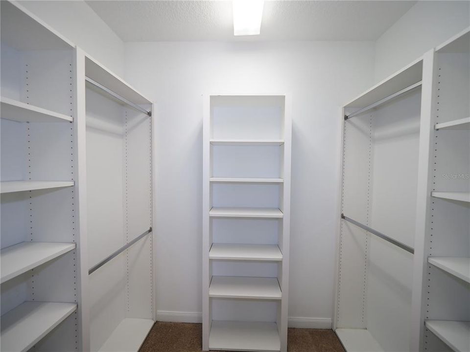 Active With Contract: $325,000 (3 beds, 2 baths, 1652 Square Feet)