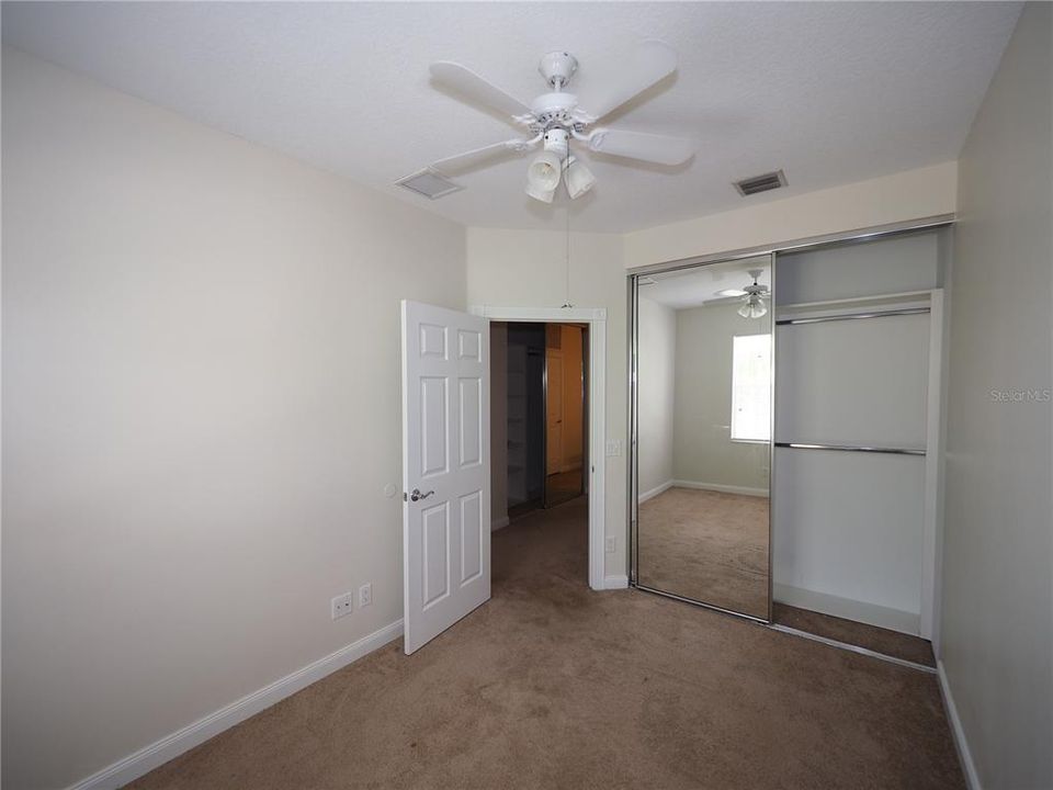 Active With Contract: $325,000 (3 beds, 2 baths, 1652 Square Feet)