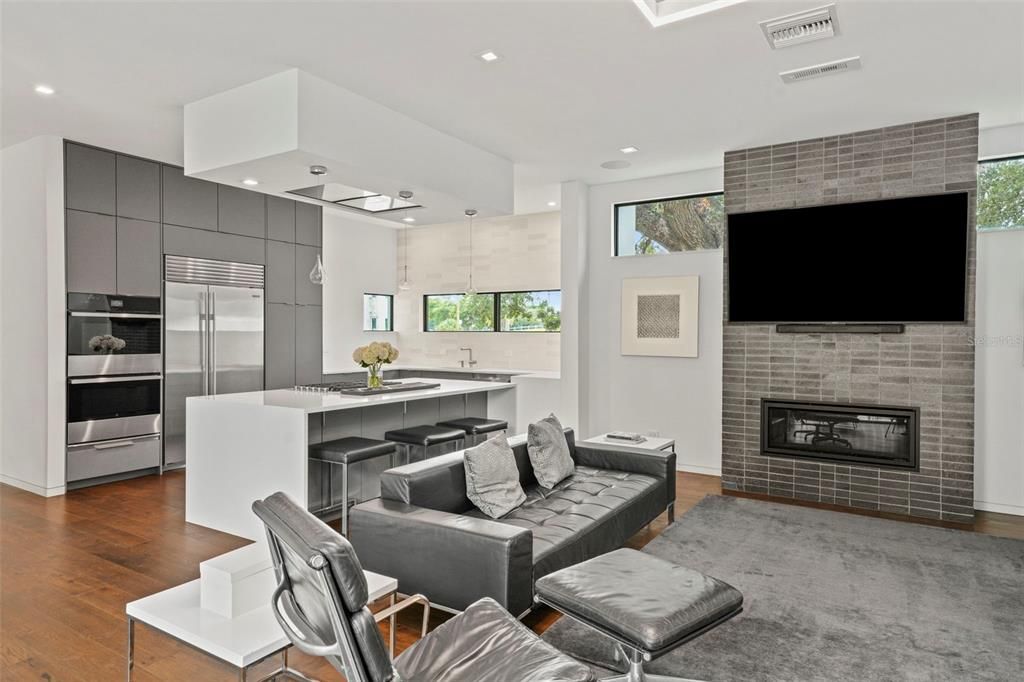 En Venta: $3,095,000 (5 camas, 4 baños, 4191 Pies cuadrados)