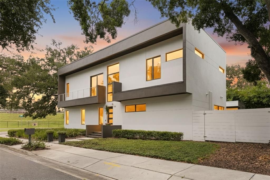 En Venta: $3,095,000 (5 camas, 4 baños, 4191 Pies cuadrados)