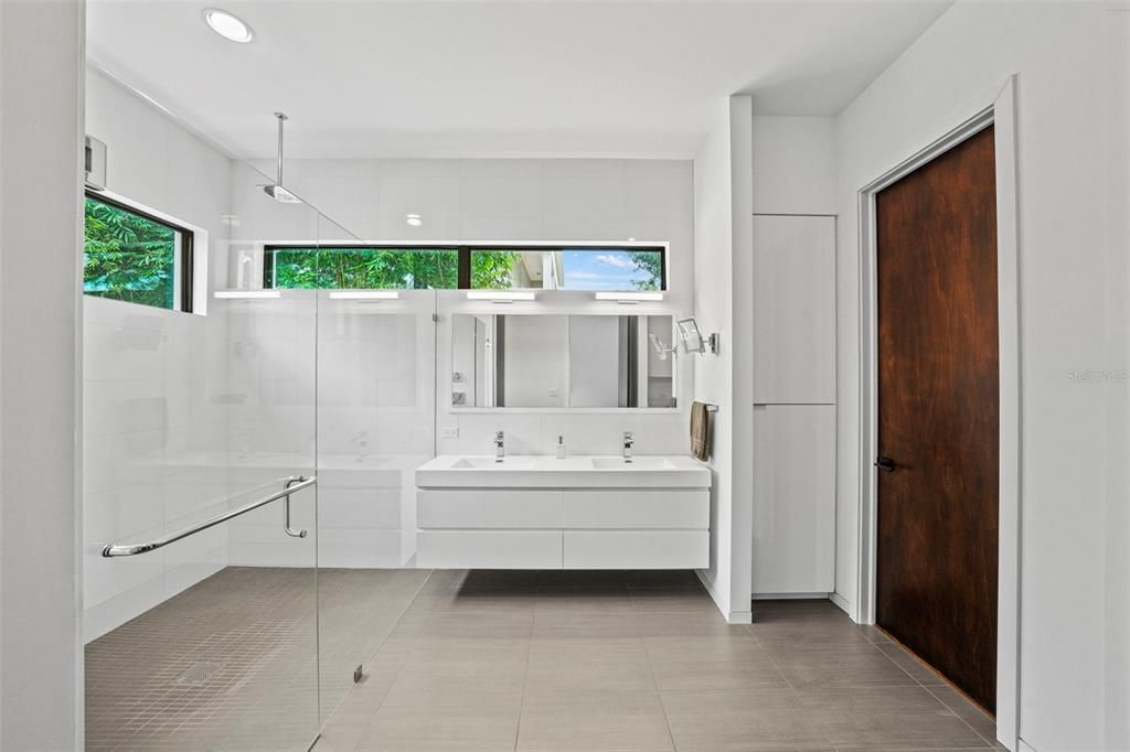 En Venta: $3,095,000 (5 camas, 4 baños, 4191 Pies cuadrados)