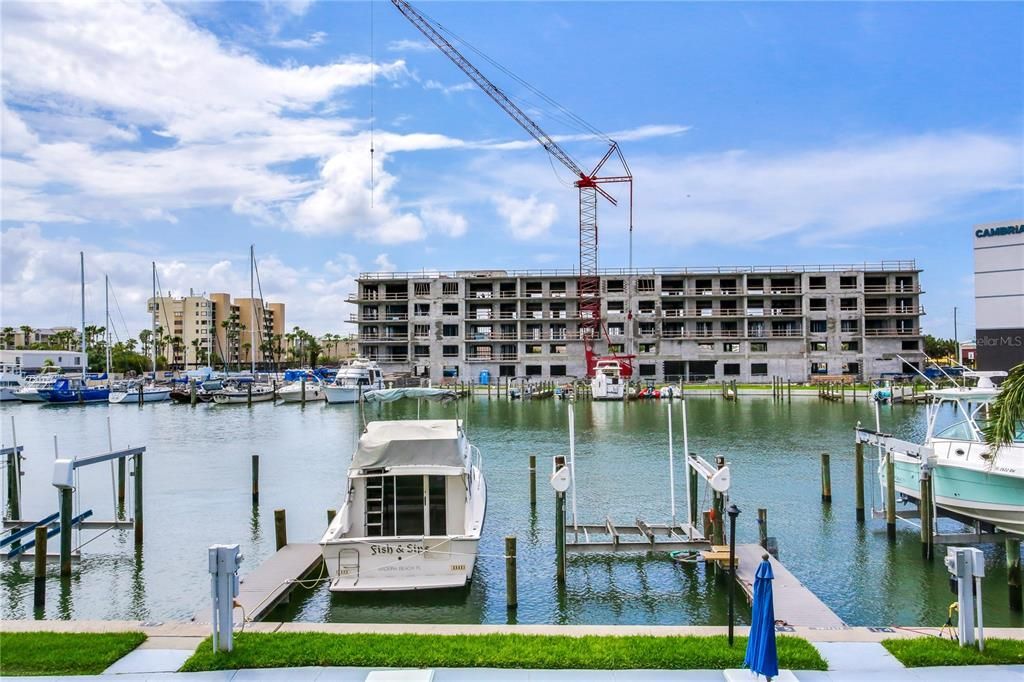 For Sale: $495,999 (1 beds, 1 baths, 755 Square Feet)