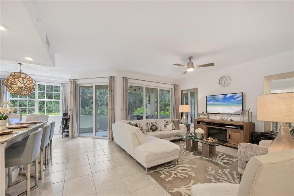 En Venta: $299,500 (2 camas, 2 baños, 1242 Pies cuadrados)