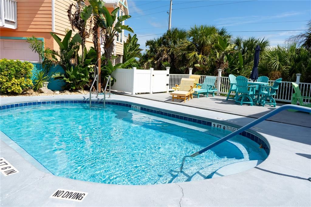 For Sale: $399,900 (2 beds, 2 baths, 1552 Square Feet)