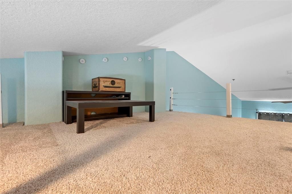 For Sale: $399,900 (2 beds, 2 baths, 1552 Square Feet)