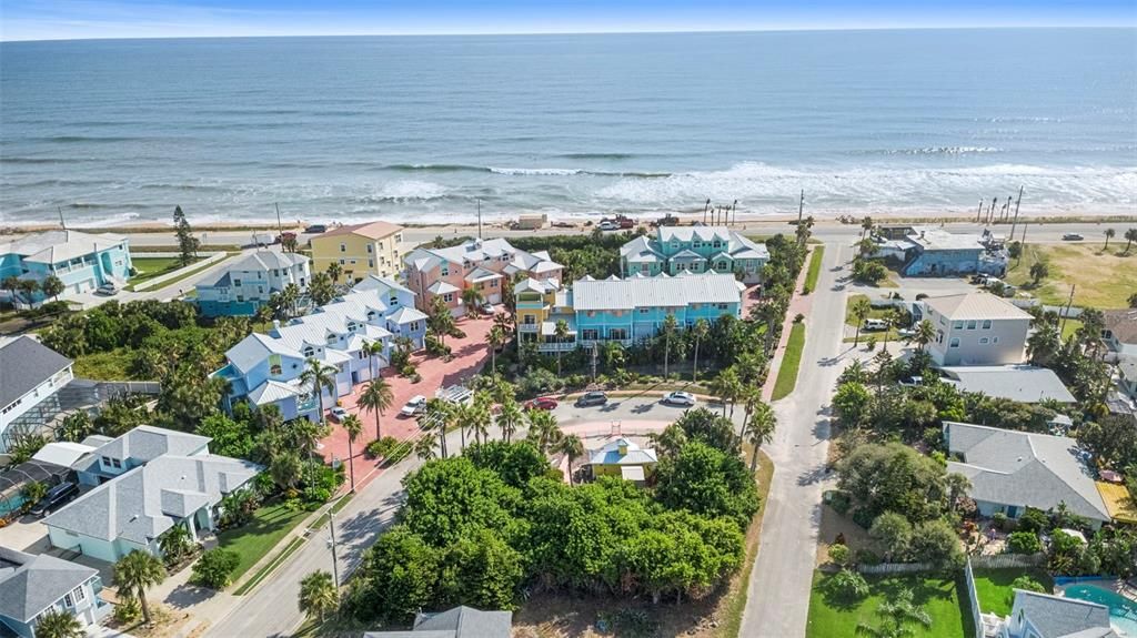 For Sale: $399,900 (2 beds, 2 baths, 1552 Square Feet)