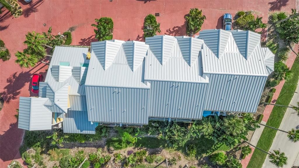 For Sale: $399,900 (2 beds, 2 baths, 1552 Square Feet)