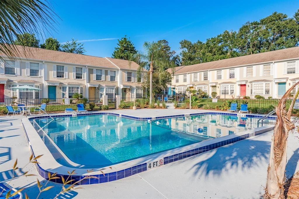 For Sale: $170,000 (2 beds, 1 baths, 1051 Square Feet)