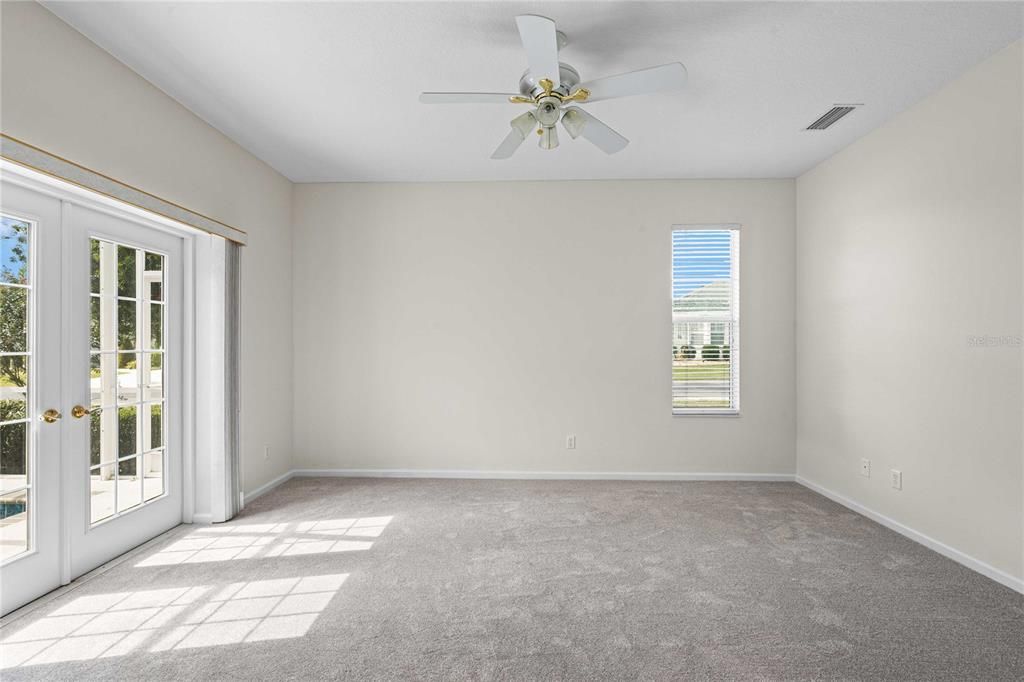 Activo con contrato: $340,000 (2 camas, 3 baños, 1835 Pies cuadrados)