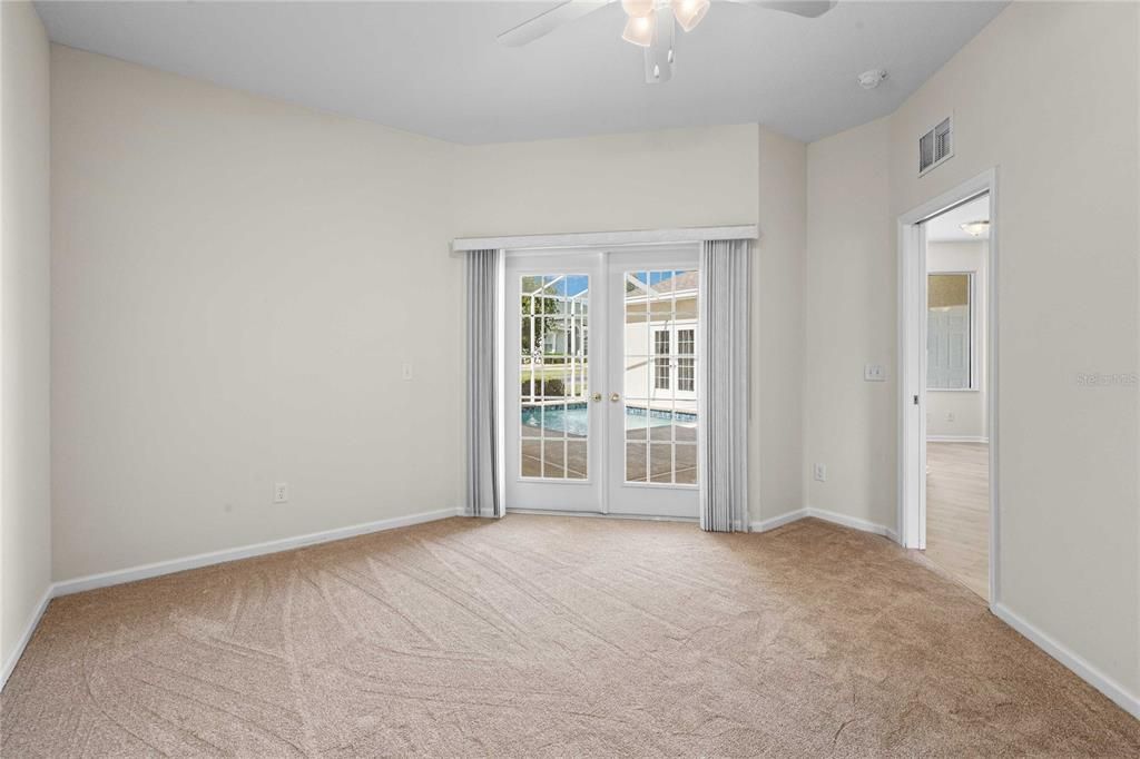 Activo con contrato: $340,000 (2 camas, 3 baños, 1835 Pies cuadrados)