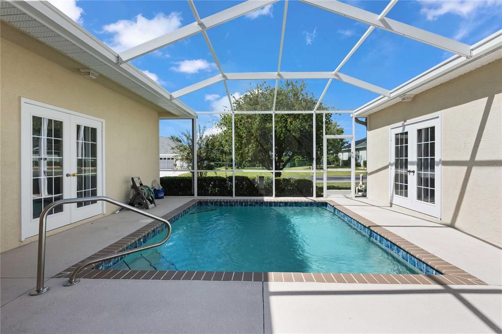 Activo con contrato: $340,000 (2 camas, 3 baños, 1835 Pies cuadrados)