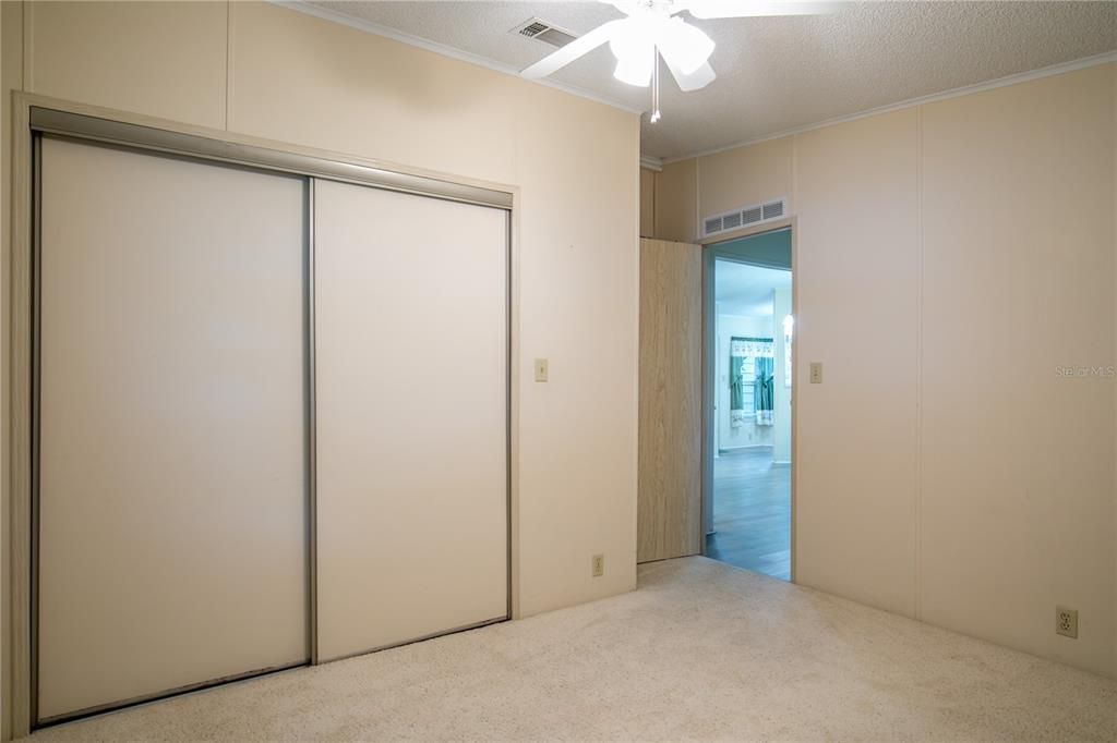 En Venta: $139,900 (2 camas, 2 baños, 1002 Pies cuadrados)