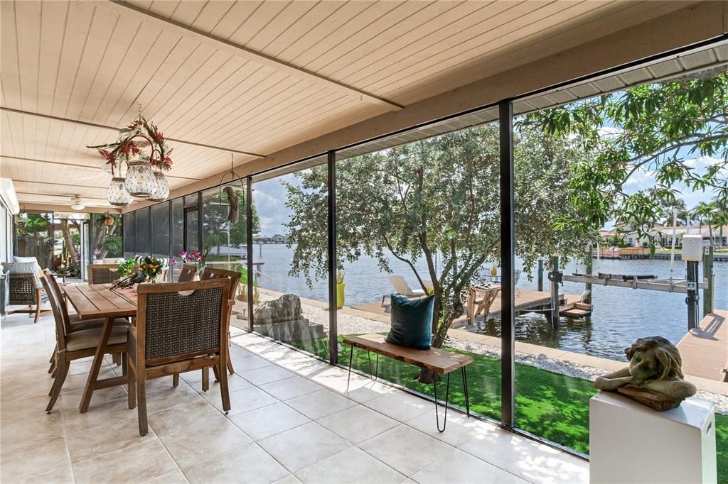 待售: $1,700,000 (4 贝兹, 3 浴室, 2934 平方英尺)