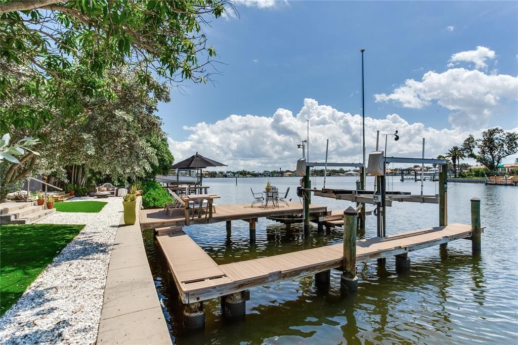 待售: $1,700,000 (4 贝兹, 3 浴室, 2934 平方英尺)