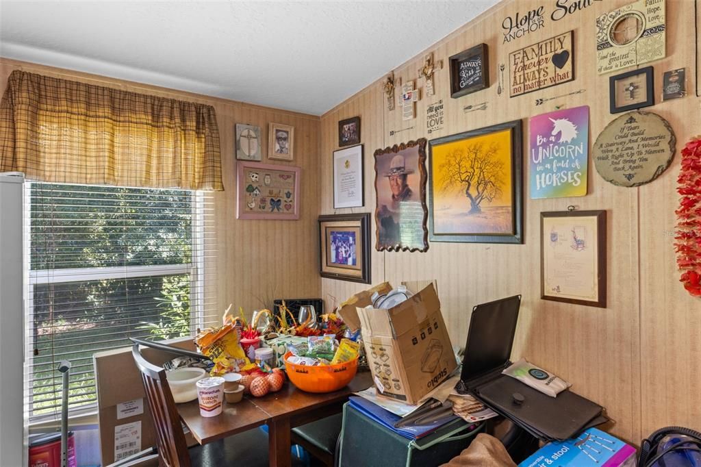 For Sale: $107,000 (2 beds, 2 baths, 960 Square Feet)