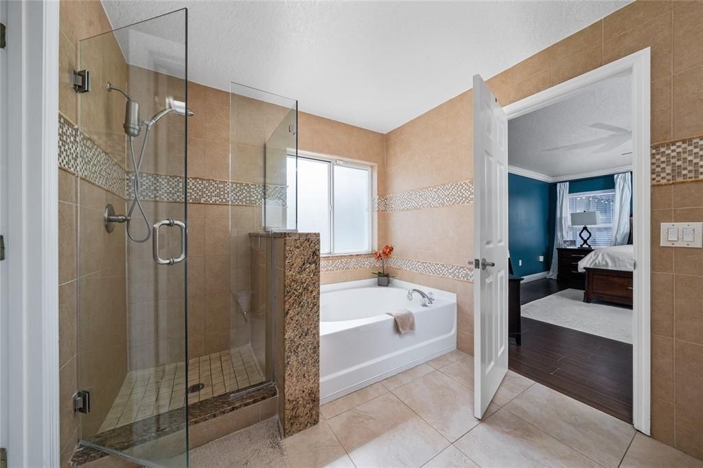 На продажу: $665,000 (5 спален, 3 ванн, 3642 Квадратных фут)