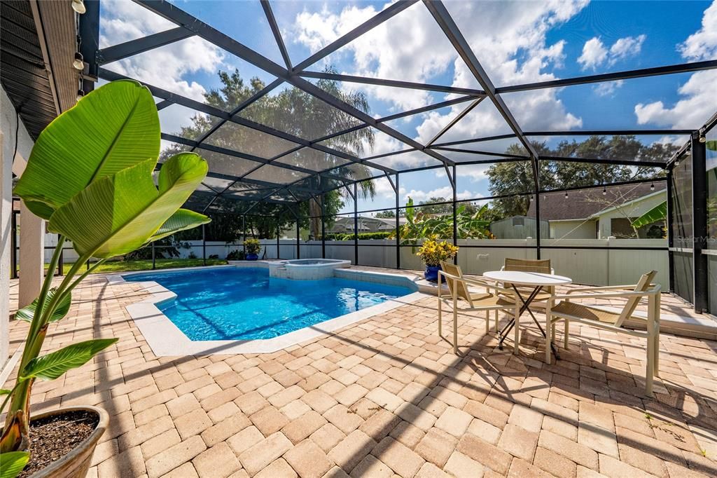 На продажу: $665,000 (5 спален, 3 ванн, 3642 Квадратных фут)