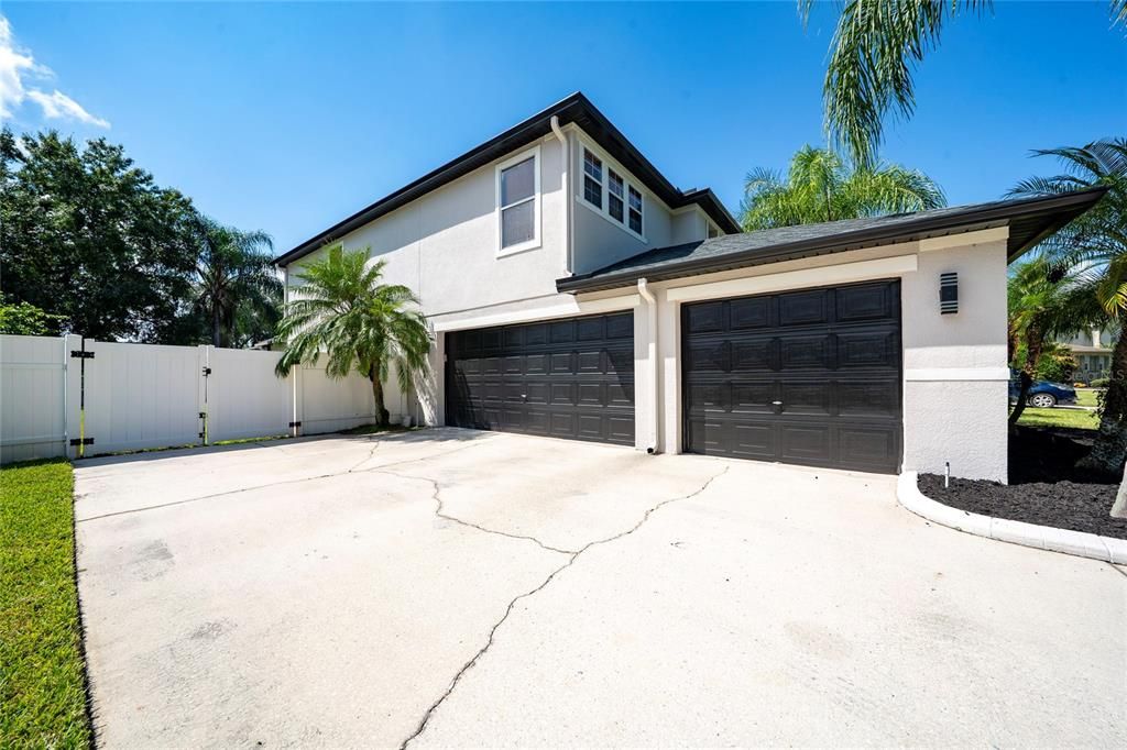 На продажу: $665,000 (5 спален, 3 ванн, 3642 Квадратных фут)