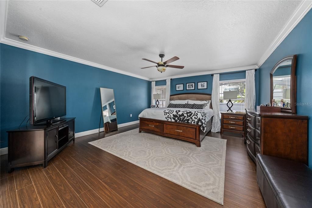 На продажу: $665,000 (5 спален, 3 ванн, 3642 Квадратных фут)