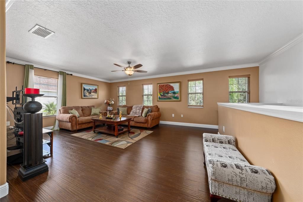 На продажу: $665,000 (5 спален, 3 ванн, 3642 Квадратных фут)