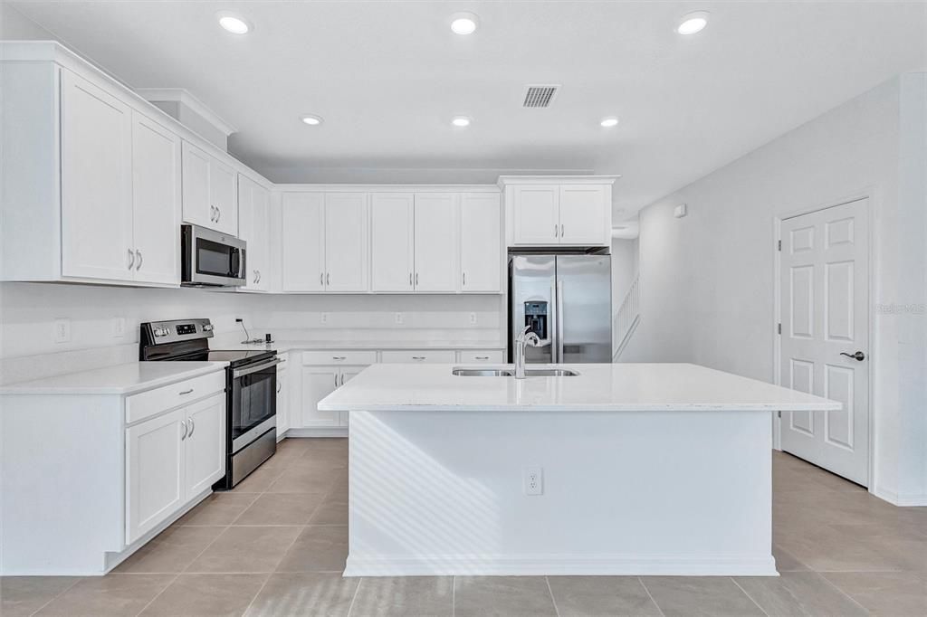 В аренду: $3,000 (3 спален, 2 ванн, 1912 Квадратных фут)