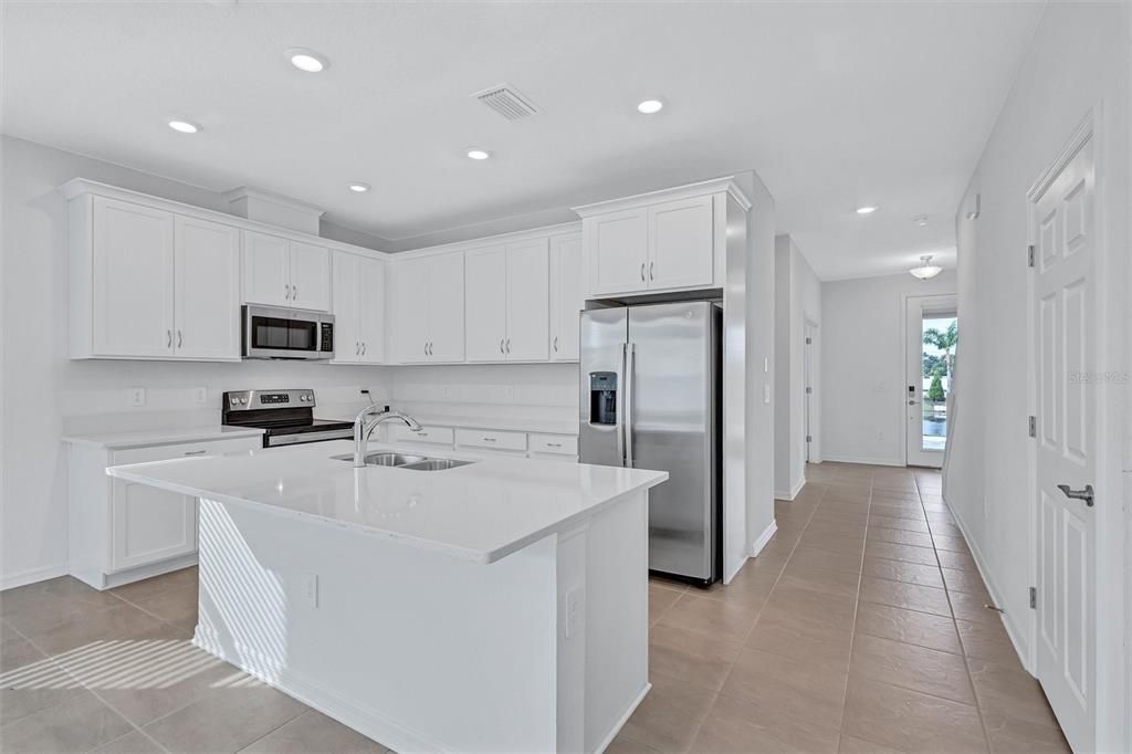 В аренду: $3,000 (3 спален, 2 ванн, 1912 Квадратных фут)