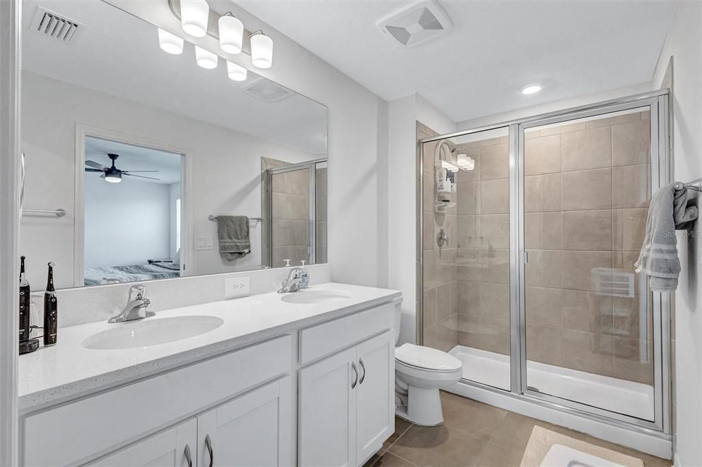 В аренду: $3,000 (3 спален, 2 ванн, 1912 Квадратных фут)