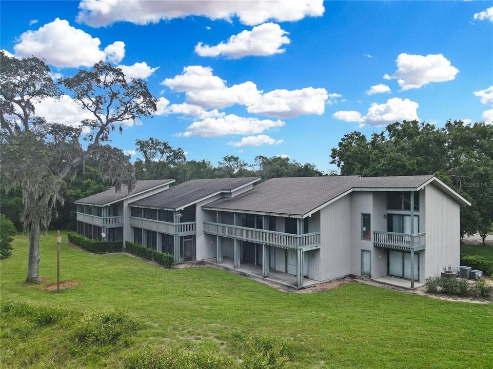 待售: $130,000 (2 贝兹, 2 浴室, 1123 平方英尺)