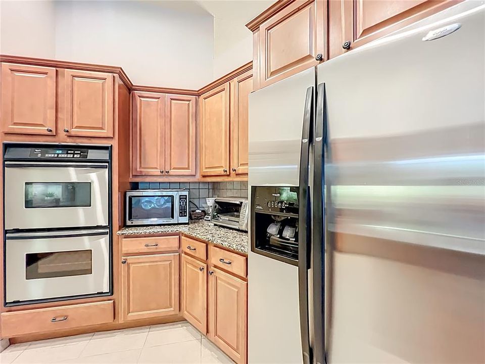 合同活跃: $475,000 (3 贝兹, 2 浴室, 2119 平方英尺)