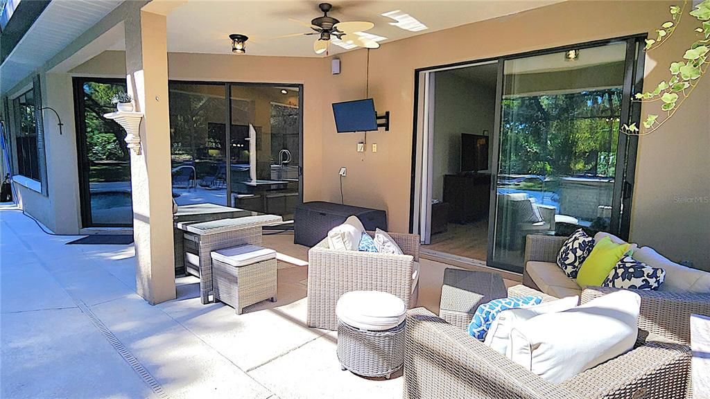 合同活跃: $475,000 (3 贝兹, 2 浴室, 2119 平方英尺)