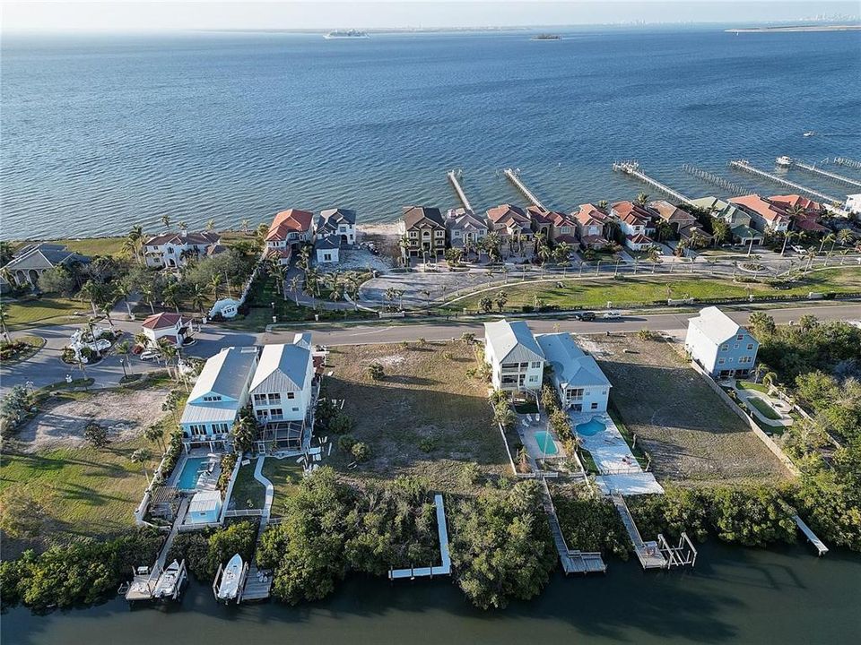 For Sale: $469,000 (0.13 acres)