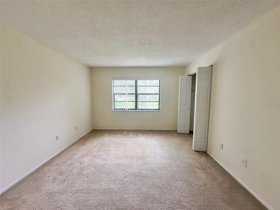 出租: $1,444 (2 贝兹, 2 浴室, 940 平方英尺)