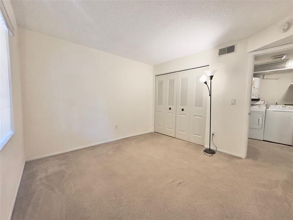 出租: $1,444 (2 贝兹, 2 浴室, 940 平方英尺)