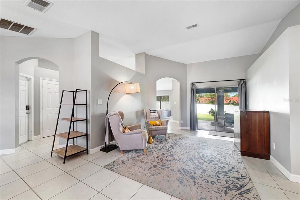 待售: $419,000 (4 贝兹, 2 浴室, 1763 平方英尺)