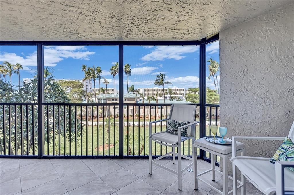 出租: $7,000 (2 贝兹, 2 浴室, 1498 平方英尺)