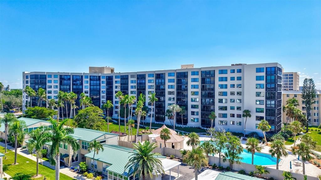 出租: $7,000 (2 贝兹, 2 浴室, 1498 平方英尺)