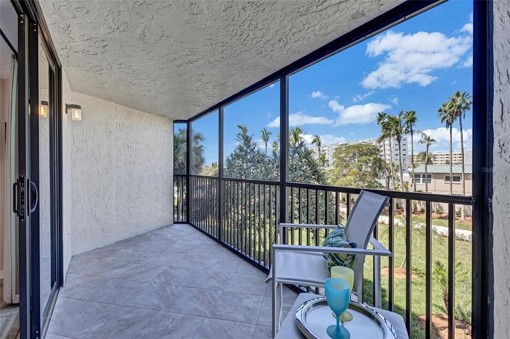 出租: $7,000 (2 贝兹, 2 浴室, 1498 平方英尺)