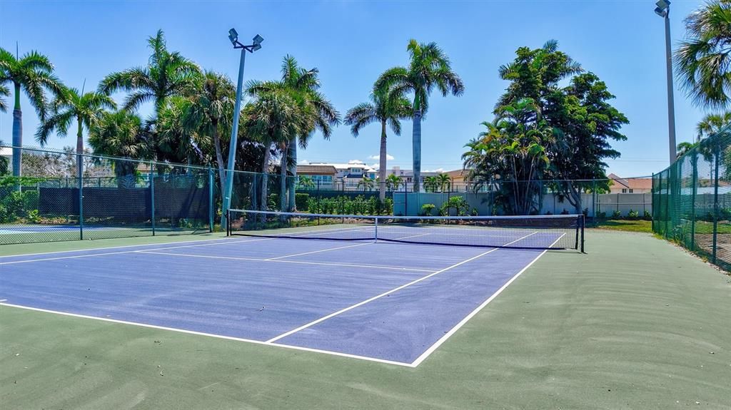 出租: $7,000 (2 贝兹, 2 浴室, 1498 平方英尺)