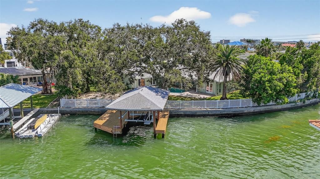 For Sale: $1,899,000 (5 beds, 4 baths, 3022 Square Feet)