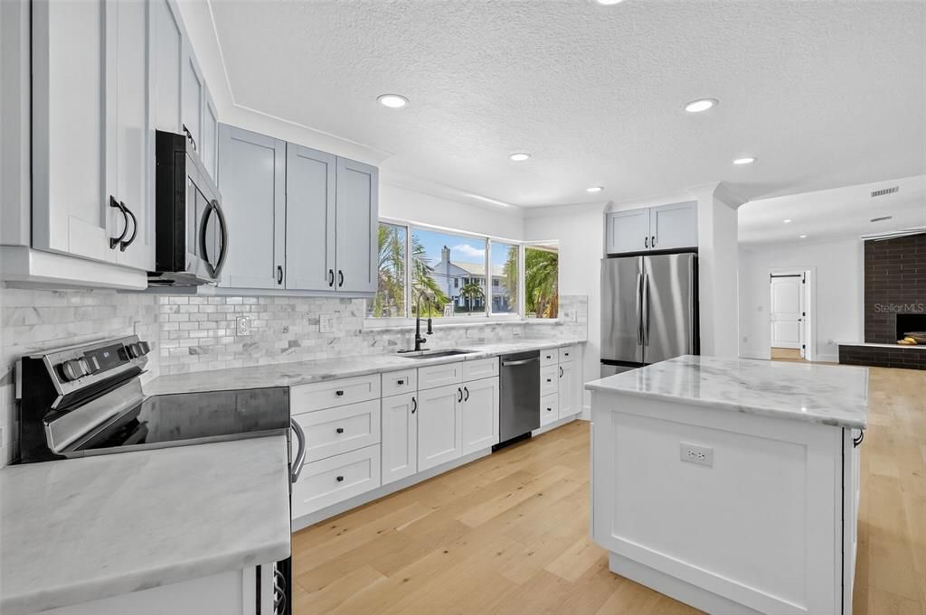 For Sale: $1,899,000 (5 beds, 4 baths, 3022 Square Feet)