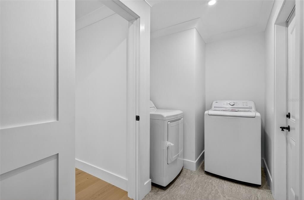 For Sale: $1,899,000 (5 beds, 4 baths, 3022 Square Feet)