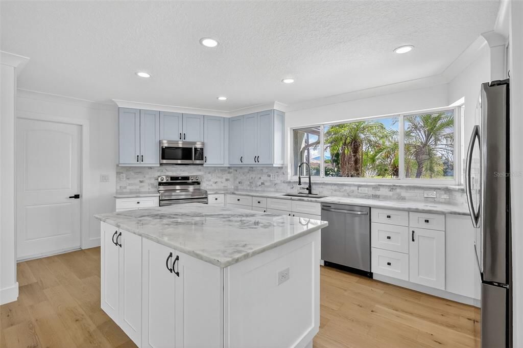 For Sale: $1,899,000 (5 beds, 4 baths, 3022 Square Feet)