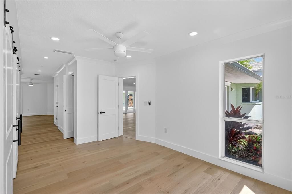 For Sale: $1,899,000 (5 beds, 4 baths, 3022 Square Feet)