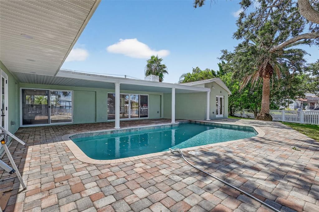 For Sale: $1,899,000 (5 beds, 4 baths, 3022 Square Feet)