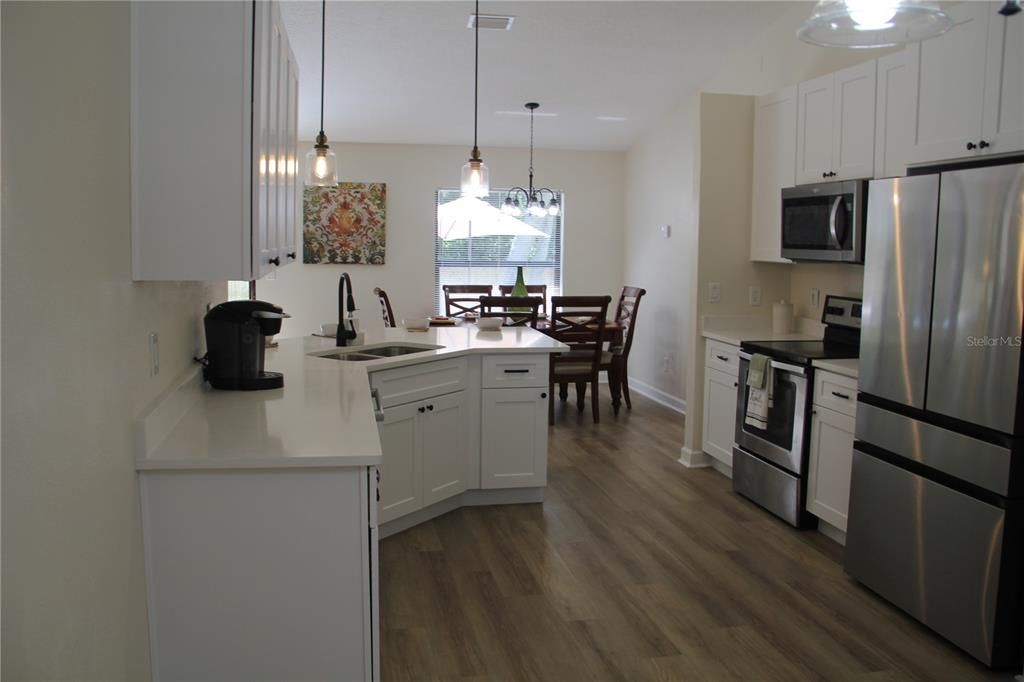 Active With Contract: $395,000 (4 beds, 2 baths, 1712 Square Feet)